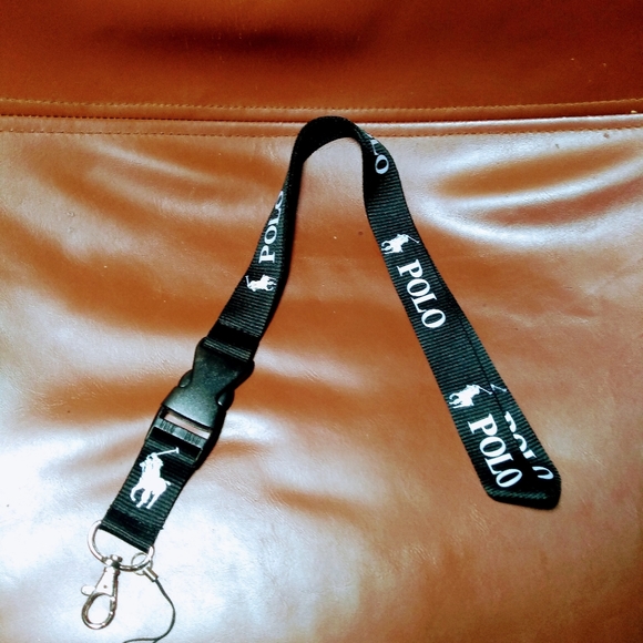 Polo Ralph Lauren keychain/lanyard keychain ID Holder b… - Picture 2 of 4